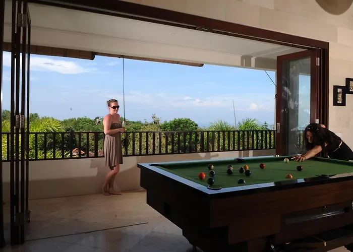 Dikebun Uluwatu