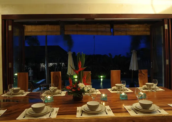Dikebun * Uluwatu