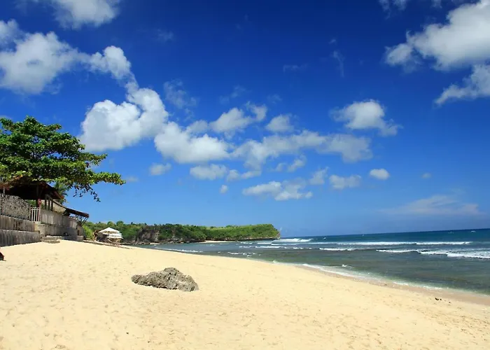Dikebun Uluwatu